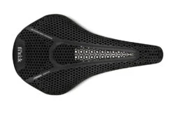 Fizik Selle Vento Argo R3 Adaptive 4 Fizik Selle Vento Argo R3 Adaptive -Vélo Pièces Magasin 20110374 Fizik Vento Argo R3 Adaptive Sattel 70F1D00A1P002 3